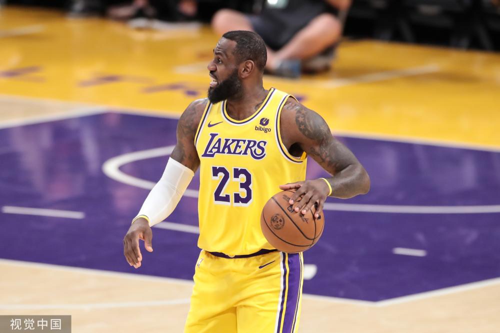 以他的全面 以他的全面